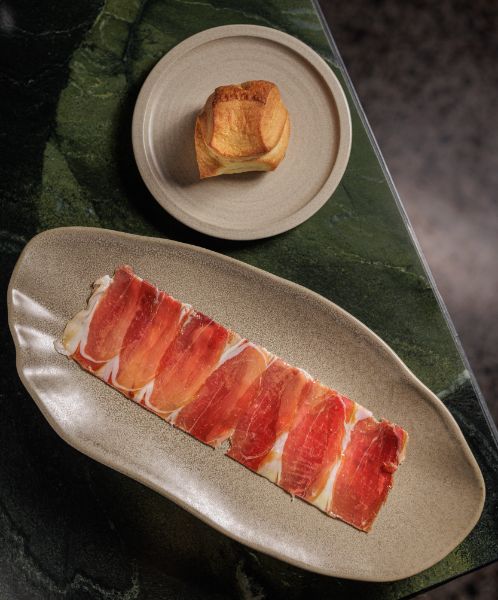 Plato de jamón crudo